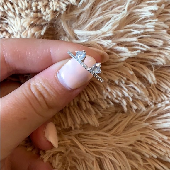 Ring - Picture 3 of 4